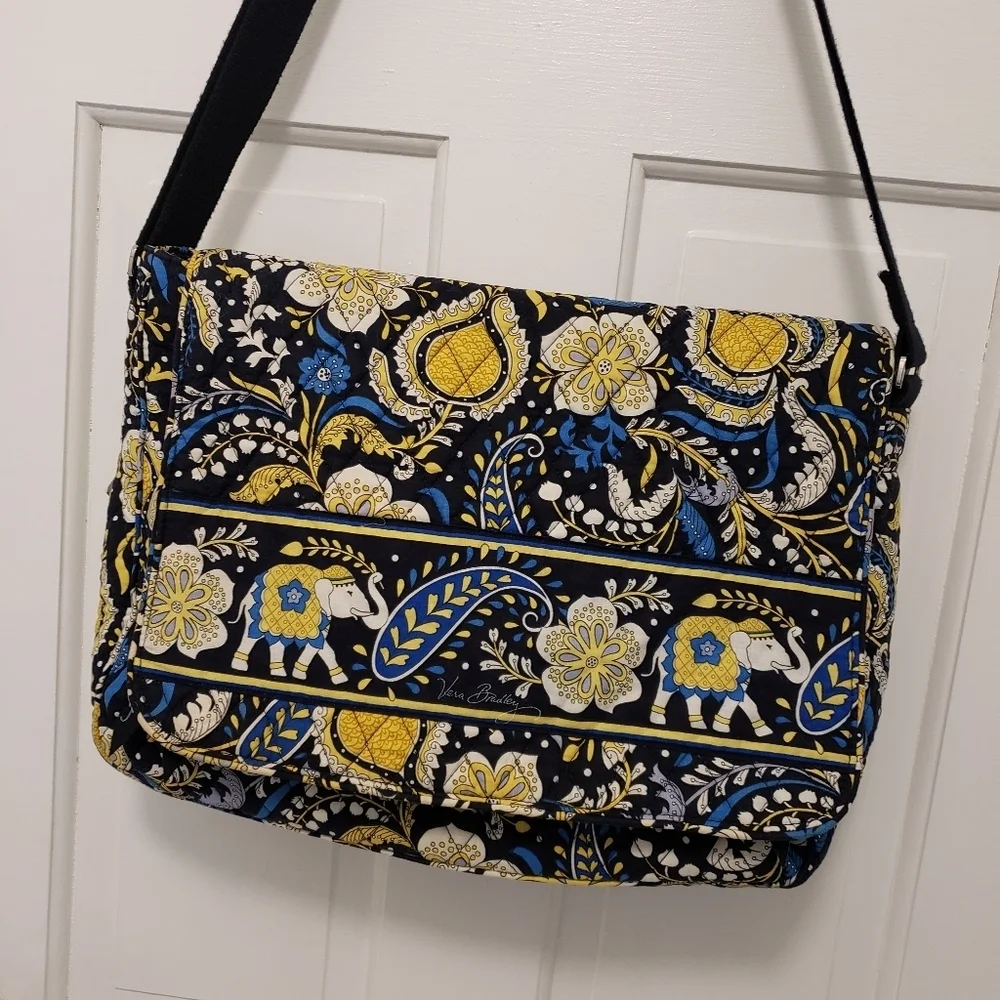 Vera Bradley Large Messenger Bag Retired Pattern 